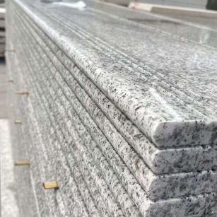 萍乡芝麻白楼梯踏步 花岗岩楼梯板材