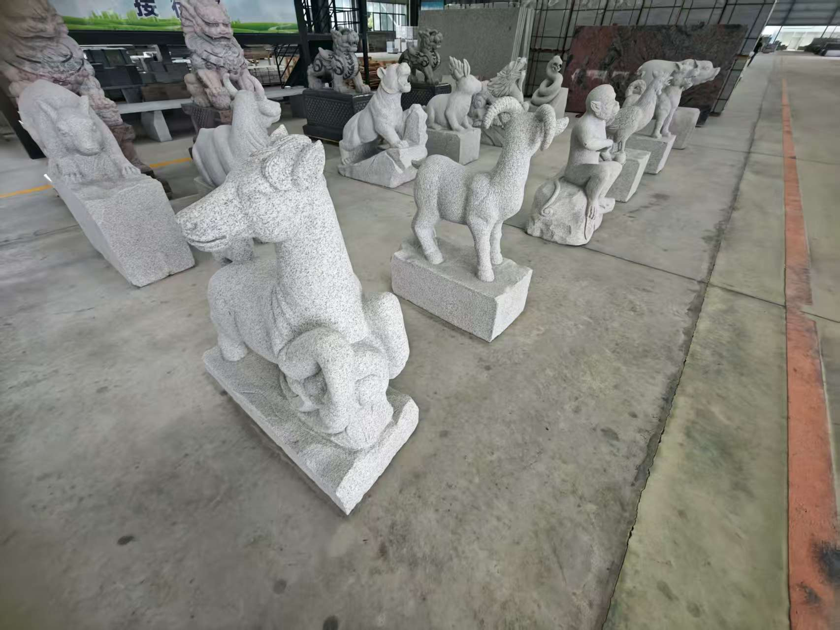 萍乡芝麻白雕刻 十二生肖 异形雕刻