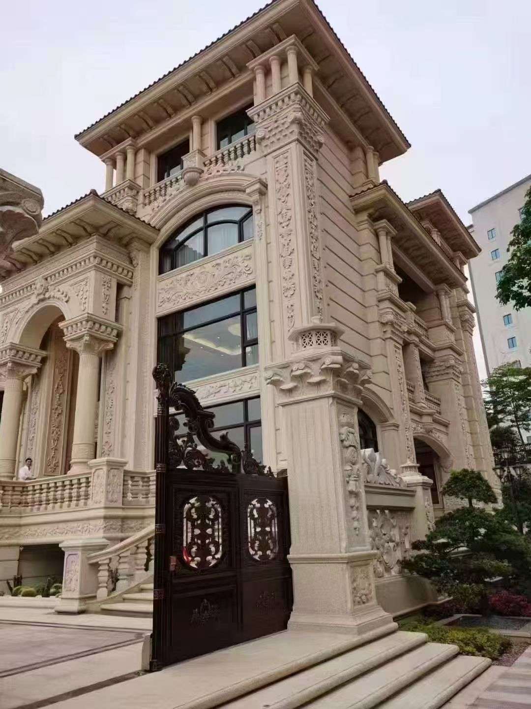 萍乡黄金麻别墅外墙异形定制