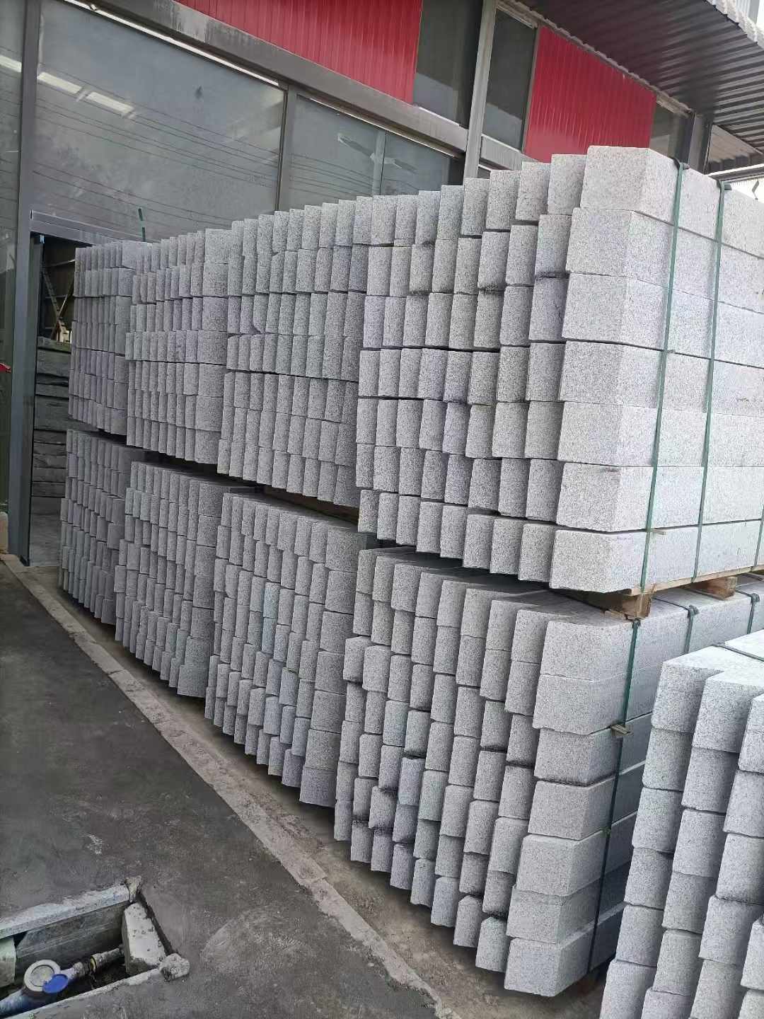 萍乡芝麻白树围石 树池