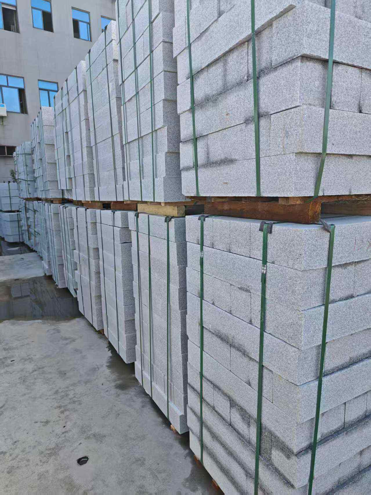 萍乡芝麻白路牙石，路侧石